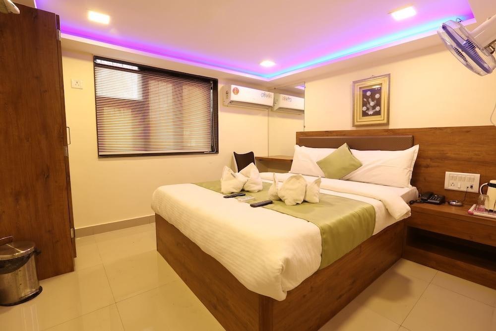 Hotel Happyland 뭄바이 외부 사진