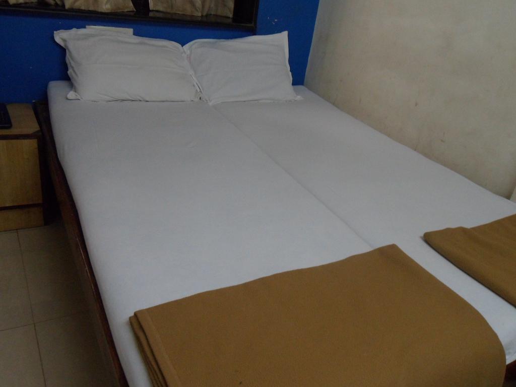Hotel Happyland 뭄바이 객실 사진