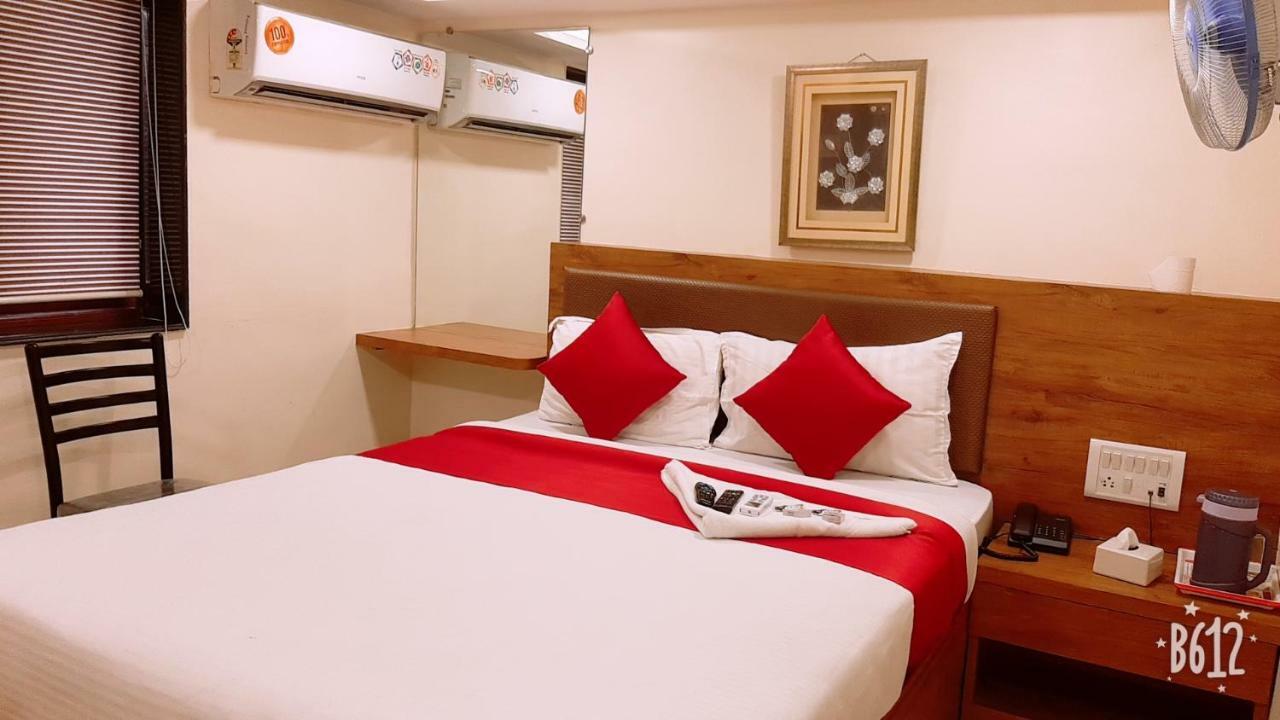 Hotel Happyland 뭄바이 외부 사진