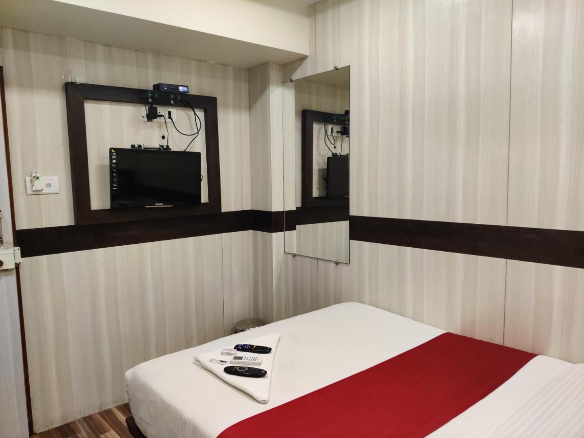 Hotel Happyland 뭄바이 외부 사진